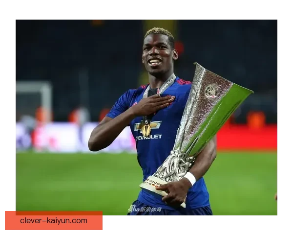 曼联荣膺欧联杯冠军，迎来辉煌历史的新篇章。